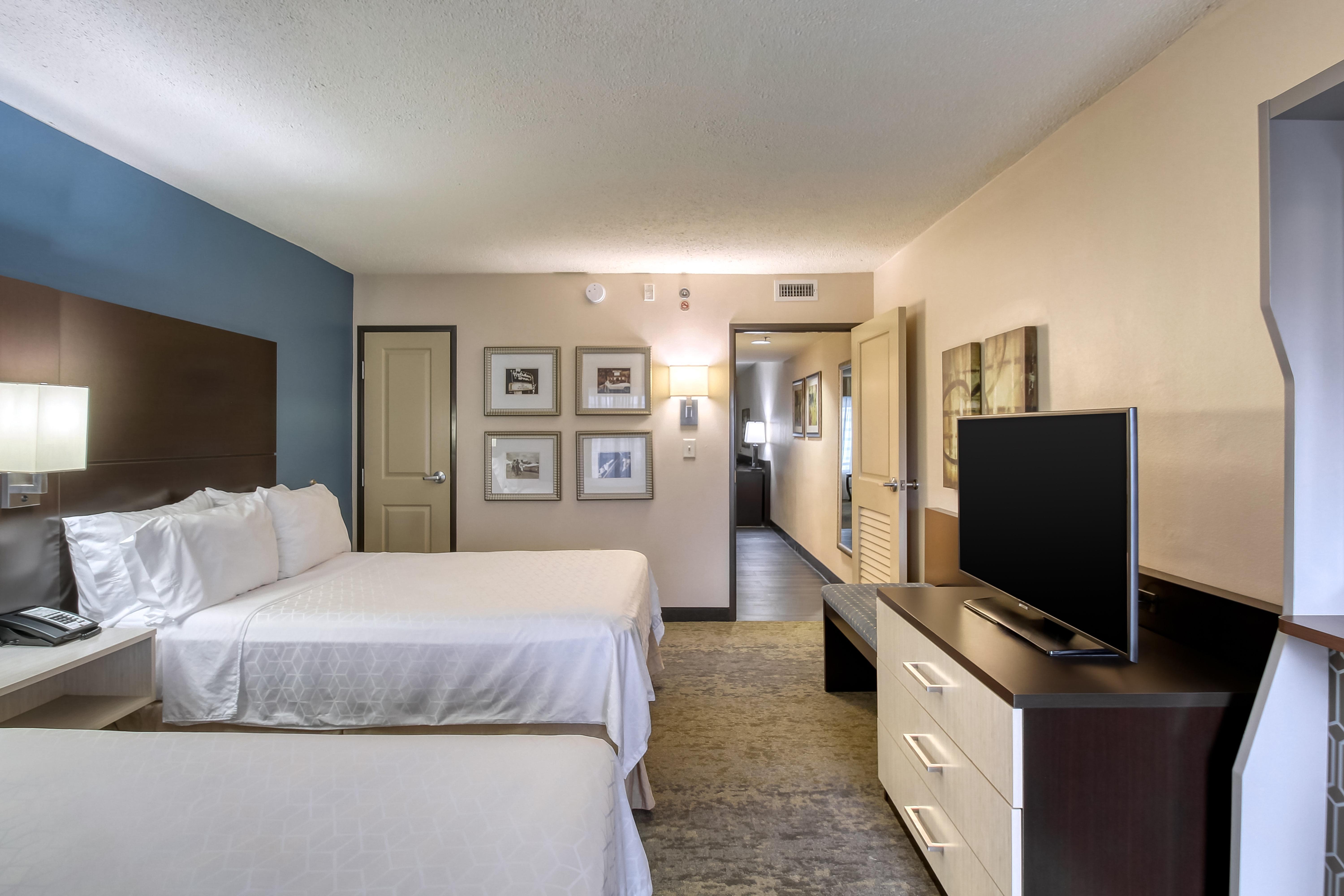 Holiday Inn & Suites Atlanta Airport North By Ihg College Park Exterior photo
